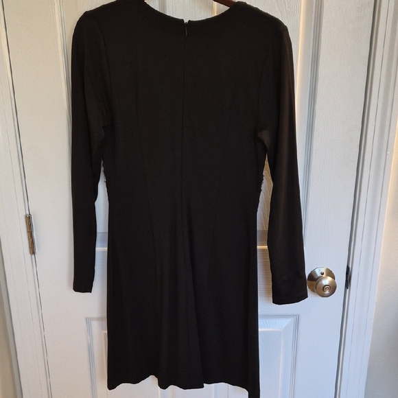 VENUS Long Sleeve Black Plunging V-Neck Dress Size 6 - Picture 4 of 5